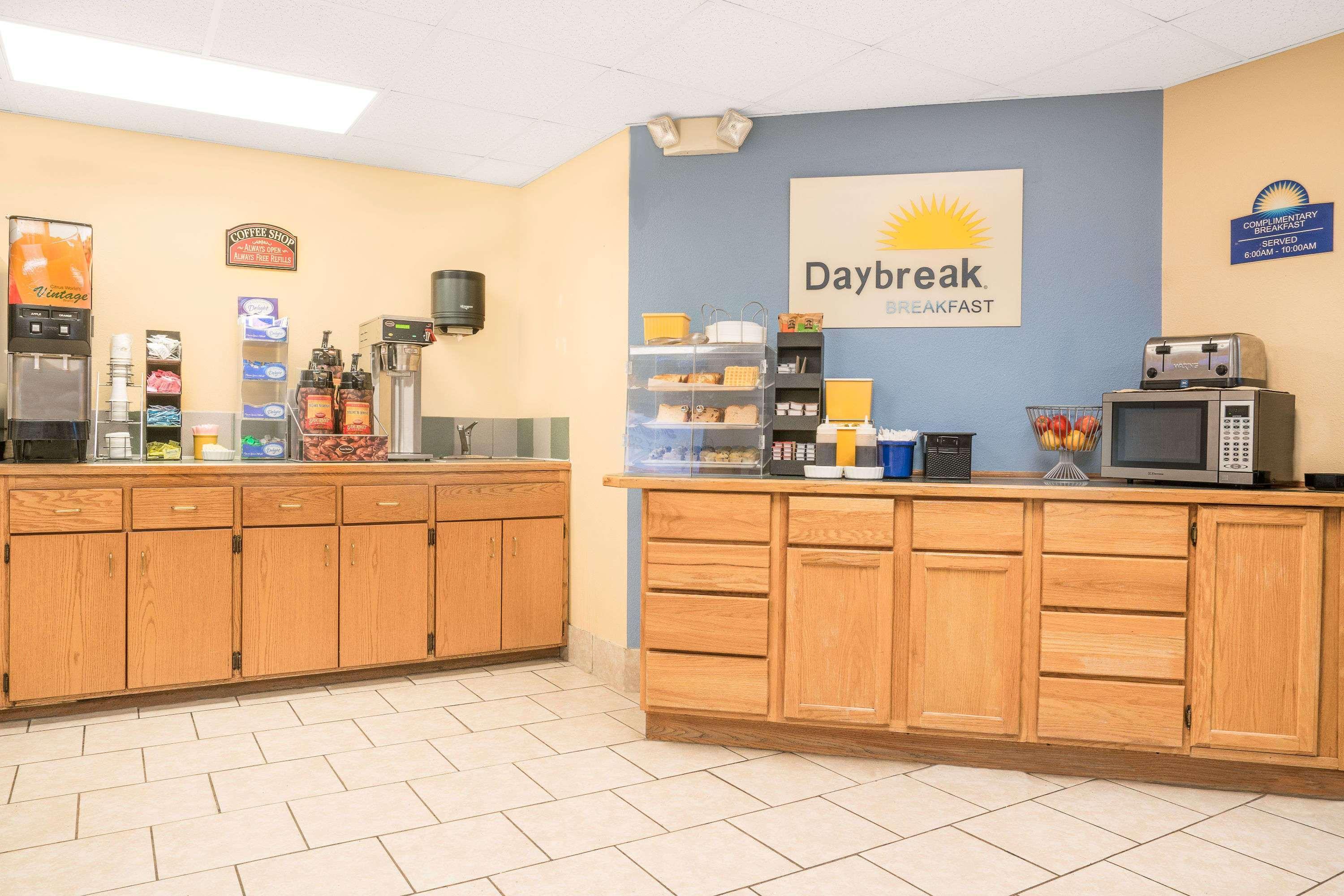 Days Inn By Wyndham Alexandria Mn Exteriér fotografie